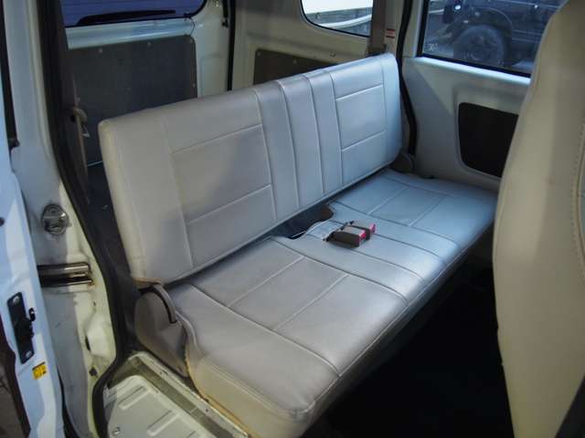 Suzuki Every 12
