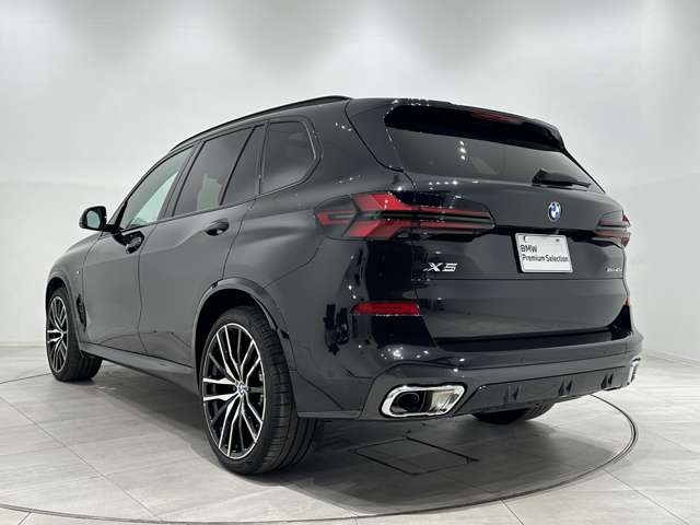 BMW X5 8