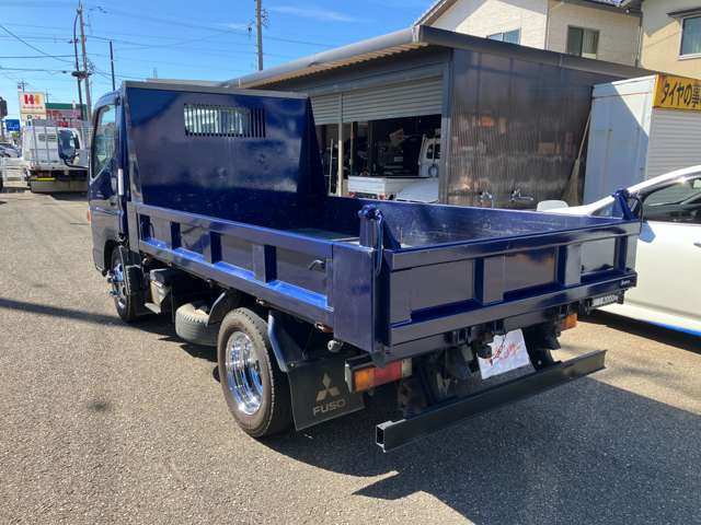 Mitsubishi Fuso Canter 7