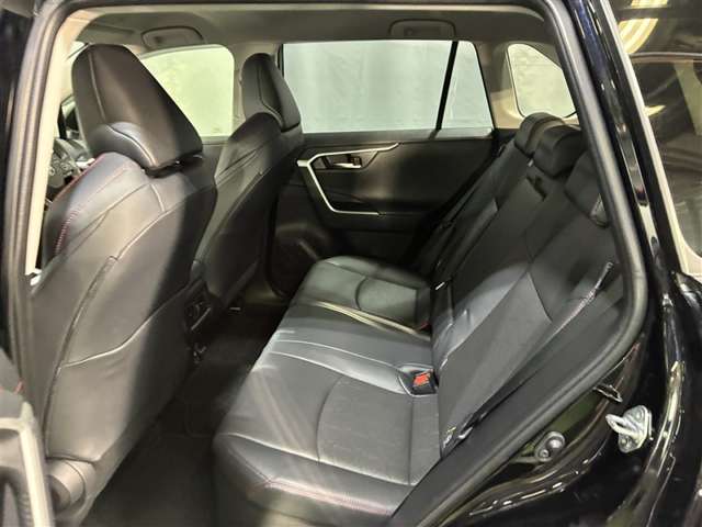 Toyota RAV4 9