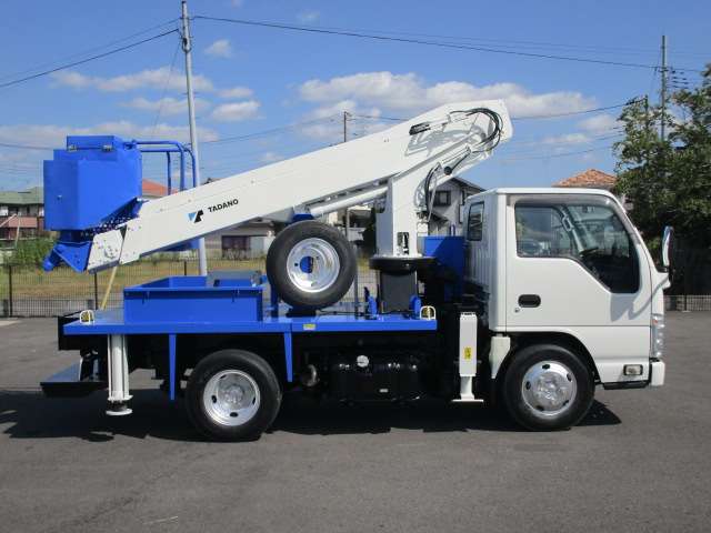Isuzu Elf 5