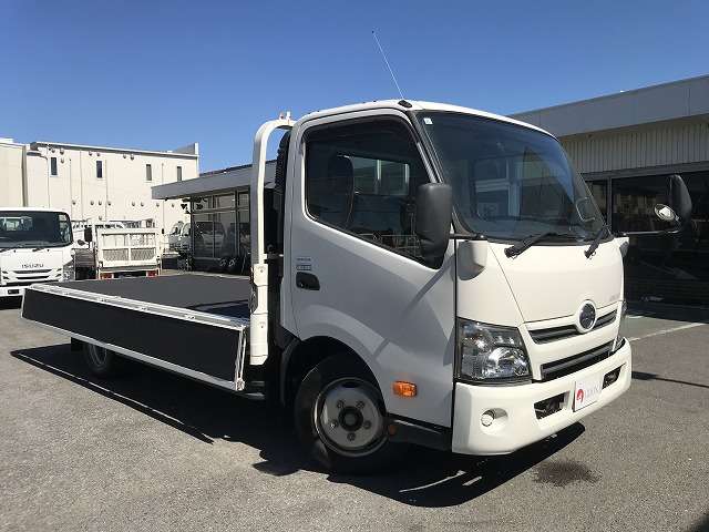 Hino Dutro 10