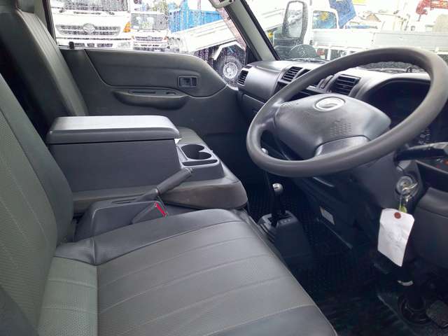 Mazda Bongo Truck 11