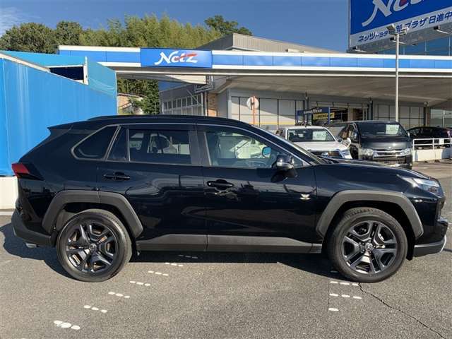 Toyota RAV4 PHV 8