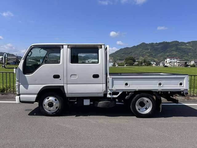 Isuzu Elf 4