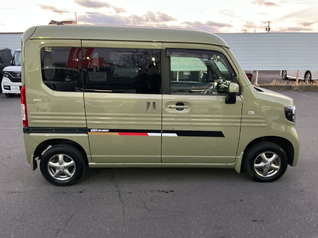 Honda N-VAN 5