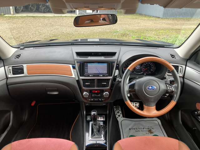 Subaru Exiga Crossover7 10
