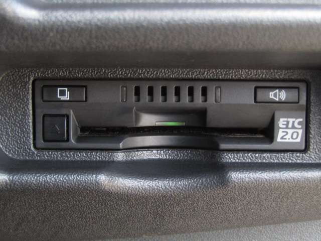 Toyota Hiace Van 7