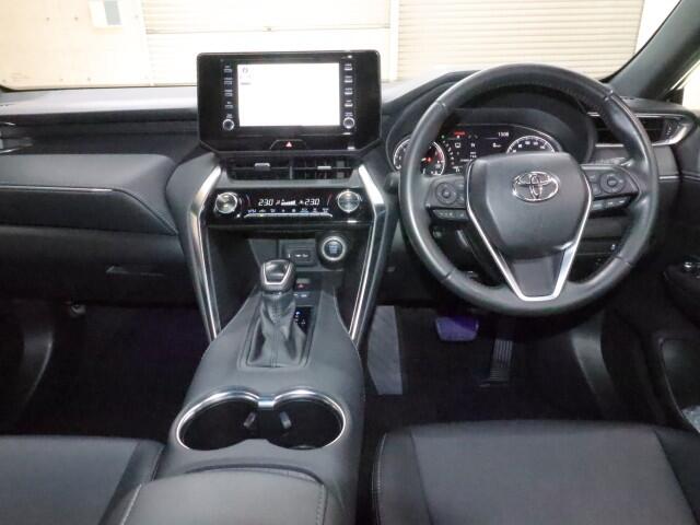 Toyota Harrier 4