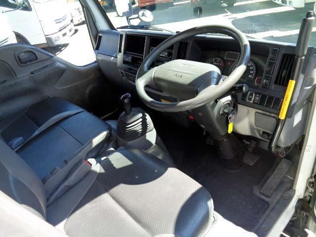 Isuzu Elf 3