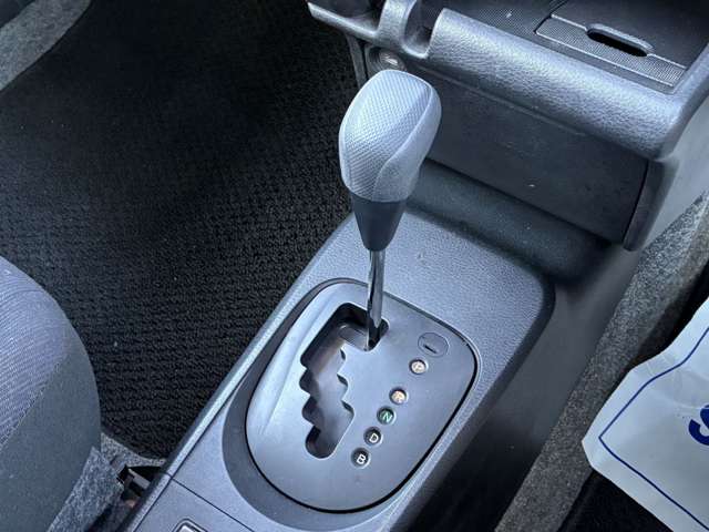 Toyota Probox Van 11