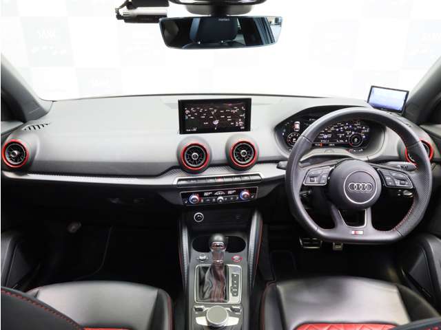 Audi SQ2 7