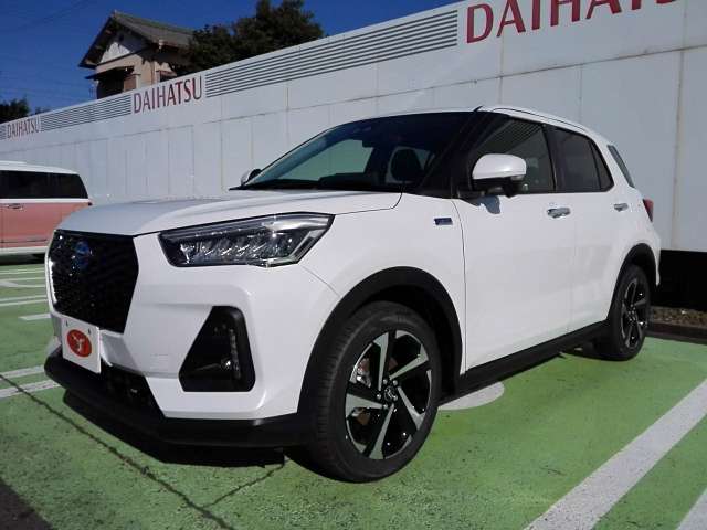 Daihatsu Rocky 8