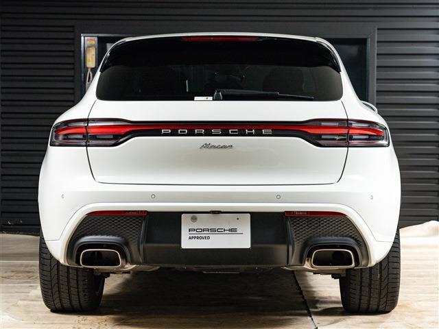 Porsche Macan 5