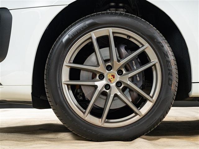Porsche Macan 6