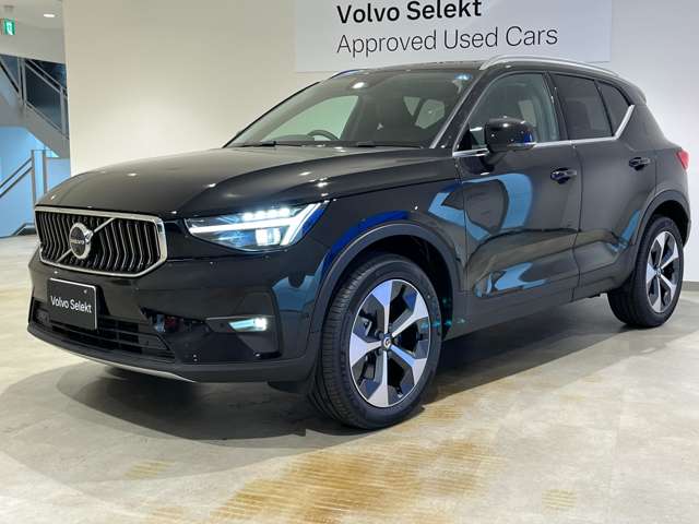 Volvo XC40 8