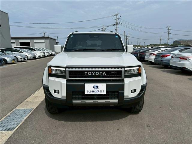 Toyota Land Cruiser 250 4