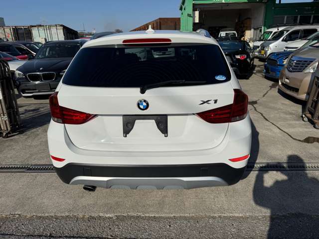 BMW X1 8