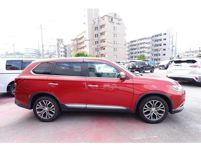 Mitsubishi Outlander 10