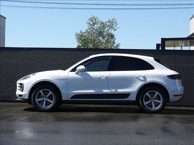 Porsche Macan 7