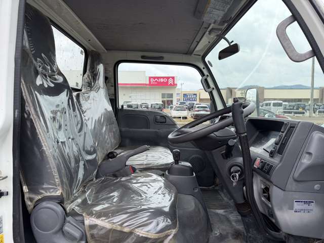Isuzu Elf 11
