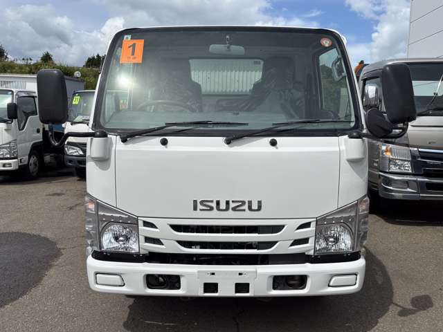 Isuzu Elf 2