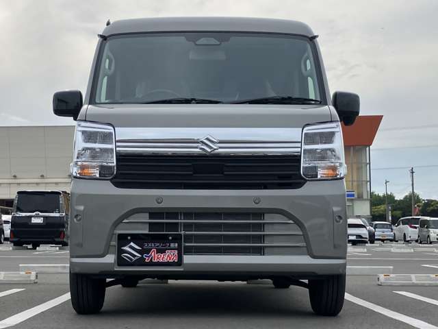 Suzuki Every 8