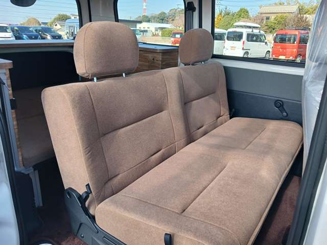 Daihatsu グランマックスカーゴ 2