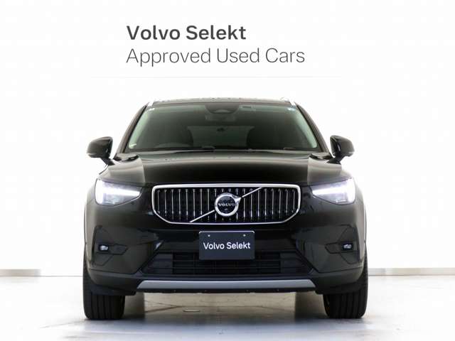 Volvo XC40 8