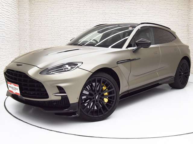 Aston Martin DBX 3