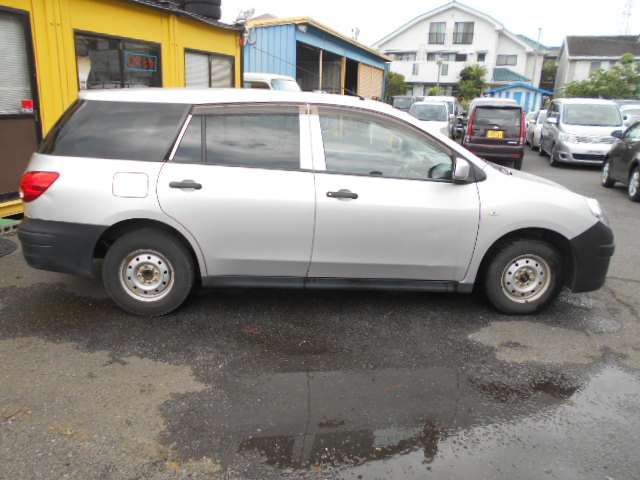 Nissan AD 6