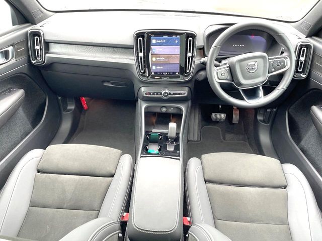 Volvo C40 2