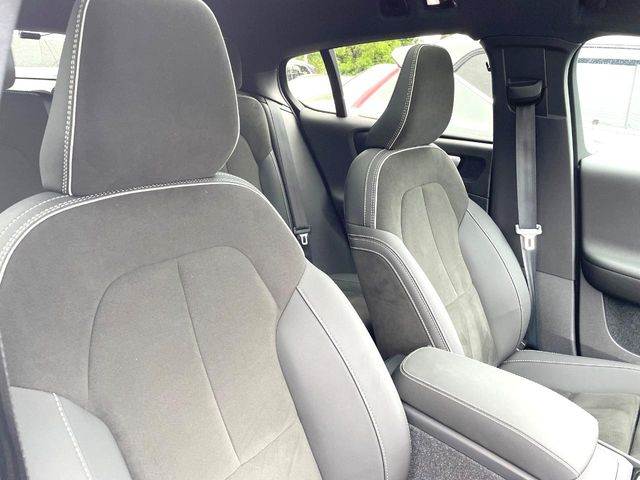 Volvo C40 10