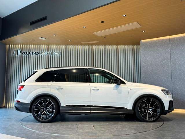 Audi Q7 10