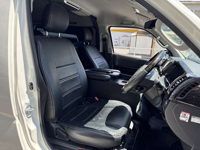 Toyota Hiace 9
