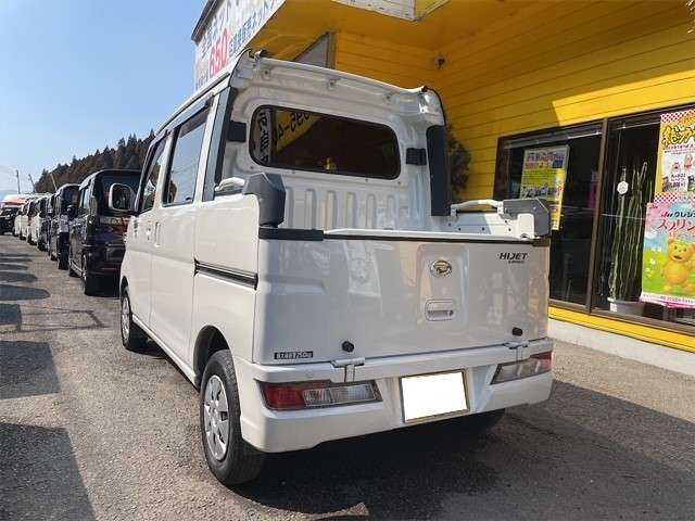 Daihatsu Hijet Deck Van 11