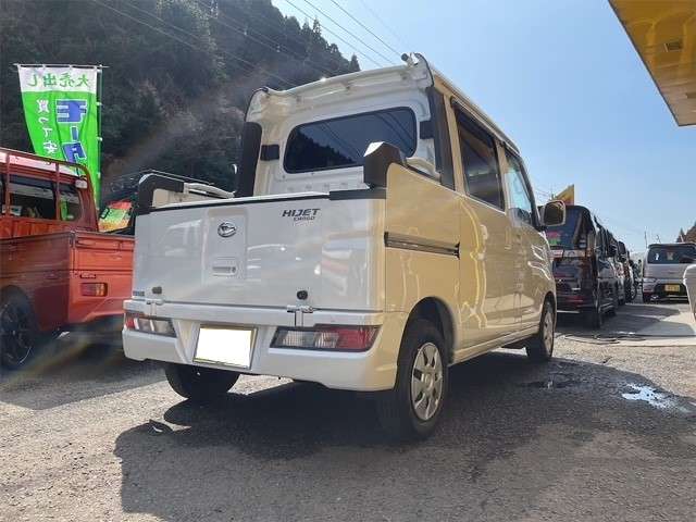 Daihatsu Hijet Deck Van 9