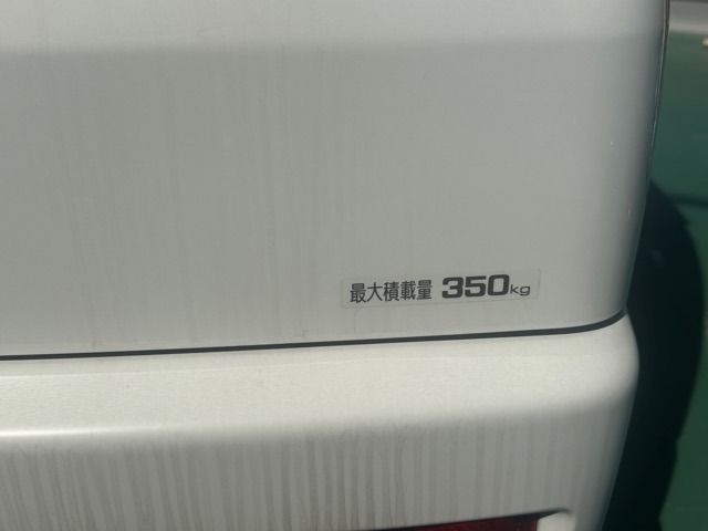 Mitsubishi Minicab MiEV 9