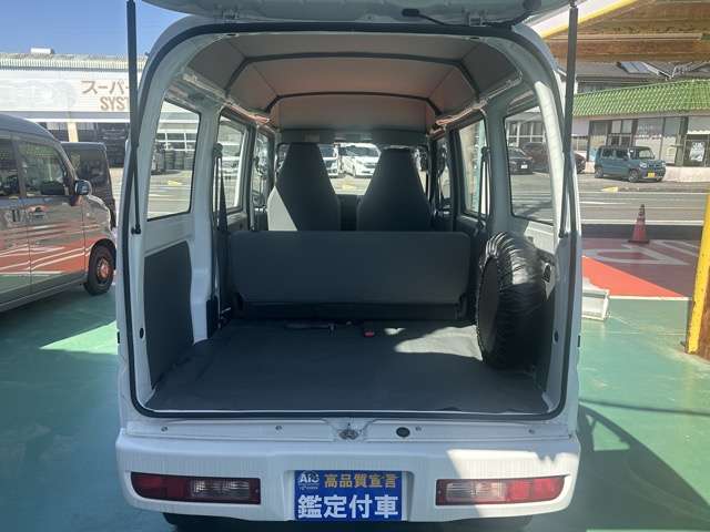 Mitsubishi Minicab MiEV 10