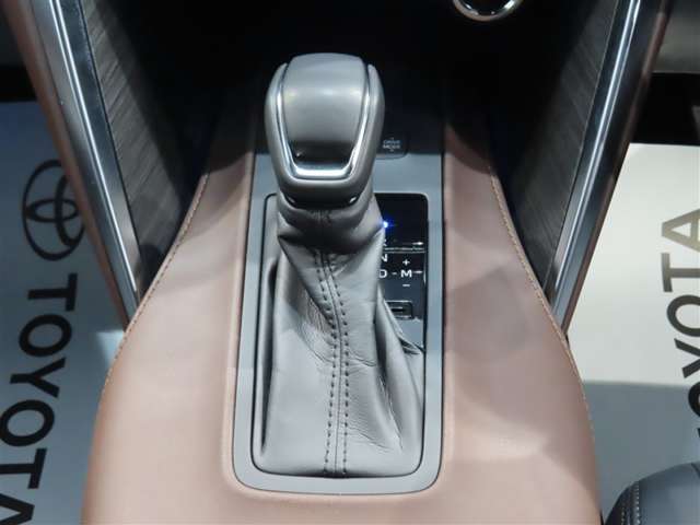 Toyota Harrier 10