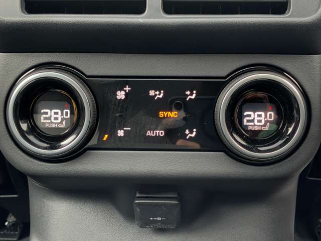 Land Rover Range Rover Velar 8