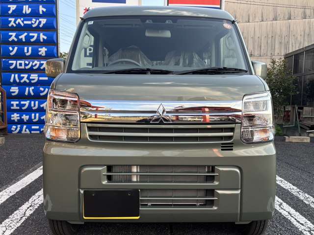 Mitsubishi Minicab Van 9