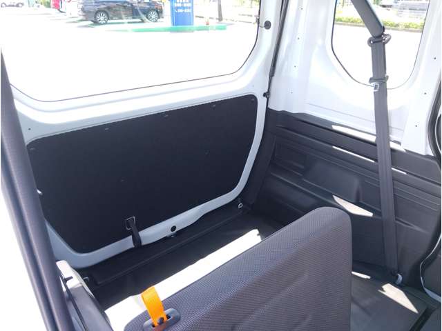 Honda N-VAN 12