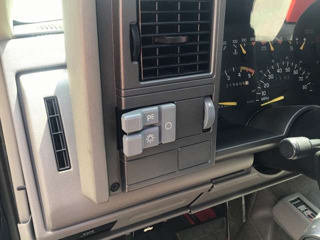 Chevrolet K1500 11