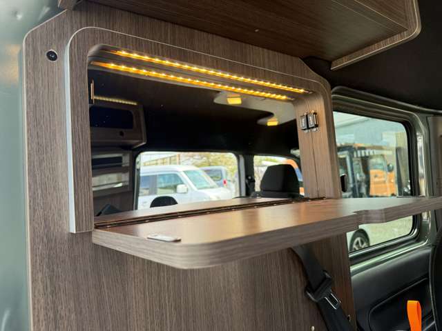 Honda N-VAN 8