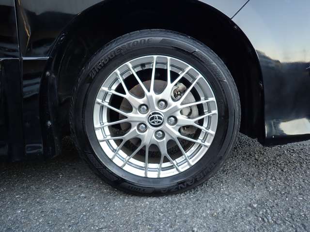 Toyota Noah 11