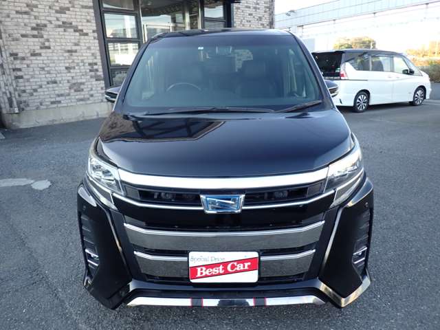 Toyota Noah 2