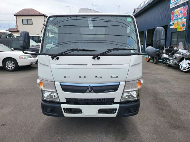 Mitsubishi Fuso Canter 8