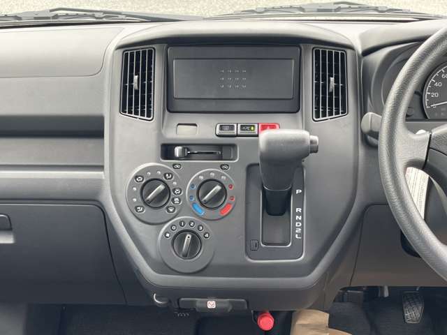 Daihatsu グランマックスカーゴ 12
