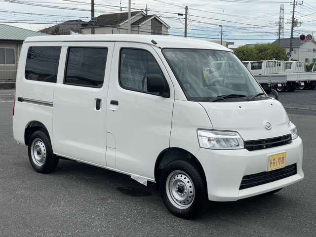Daihatsu グランマックスカーゴ 3